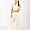 Scrub y pantalón médico para mujer color beige – vista 01