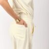 Scrub y pantalón médico para mujer color beige – vista 05